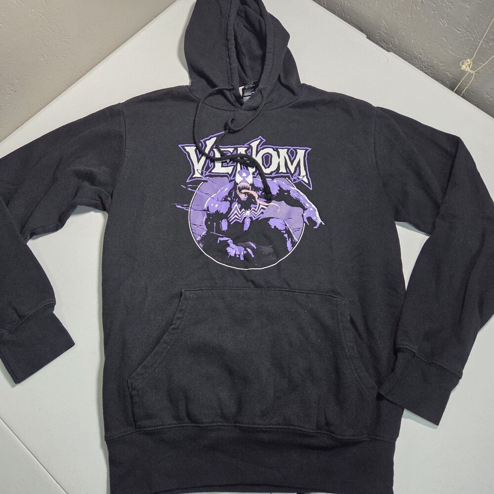 1Marvel Venom Hoodie Mens S Black Purple Spider-Man Graphic Fleece Sweatshirt